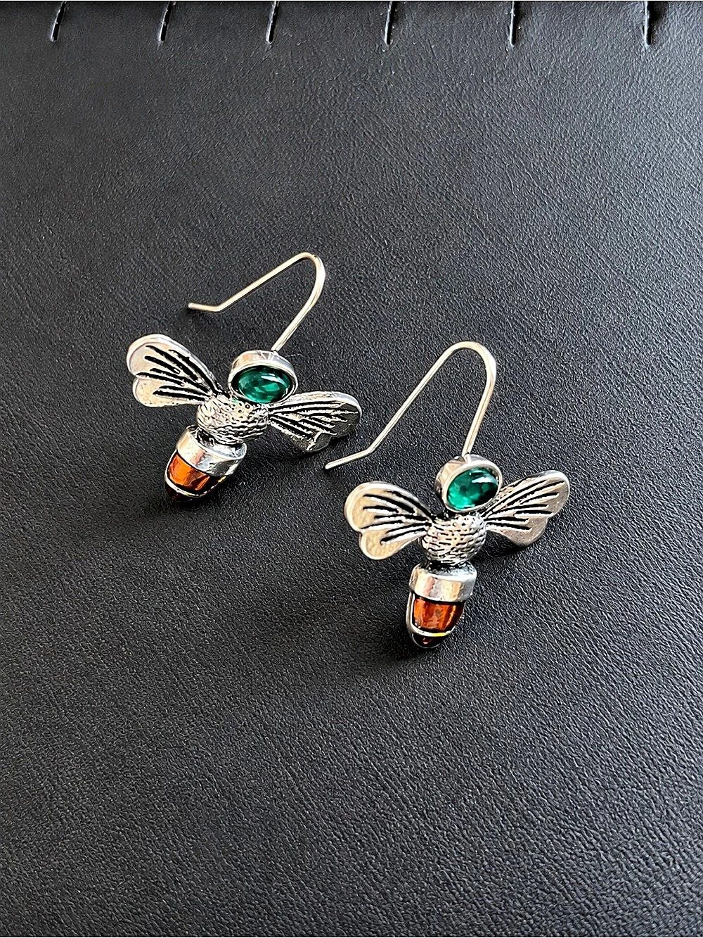 New Silver Bee Drop Earrings Green & Amber